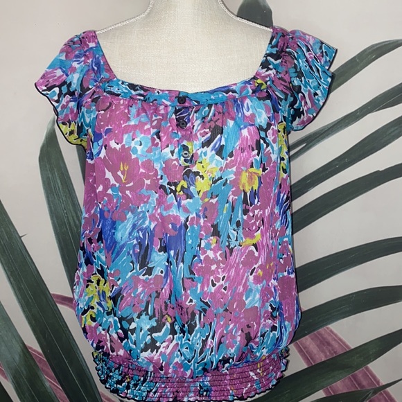 I.N. San Francisco Abstract Floral Flutter Sleeve Blouse - Picture 2 of 7